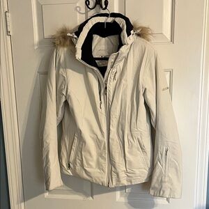Descente Women's White Ski Jacket with Fur Trim
